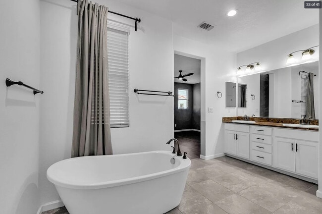 Building Photo - 4567 Juneberry Dr
