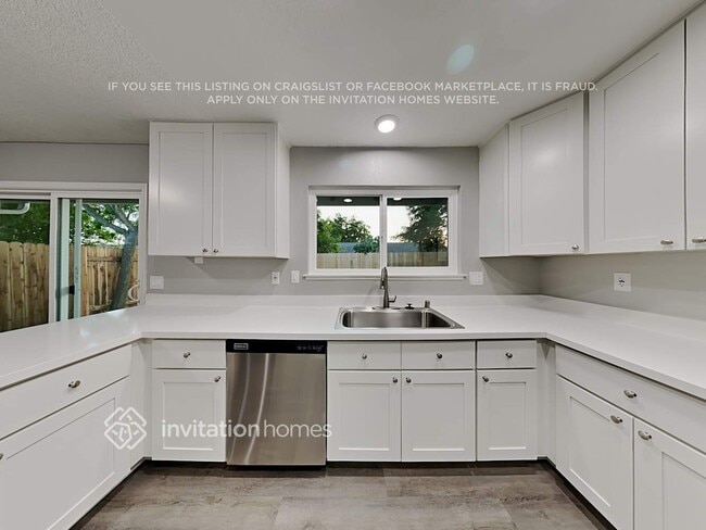 Building Photo - 7409 Martignetti Ct