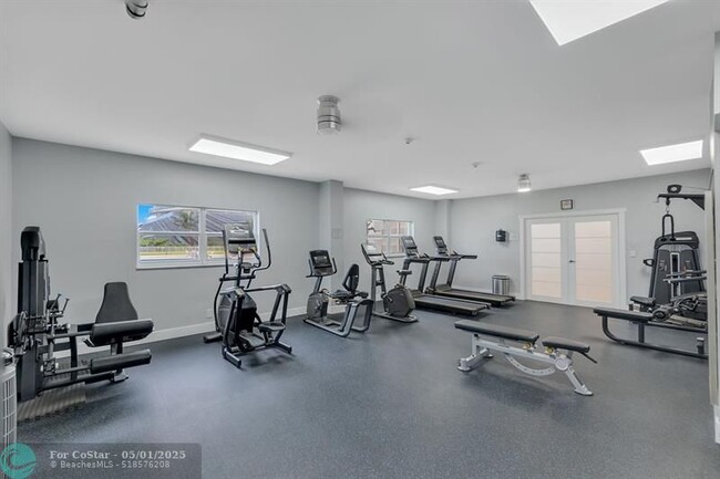 Building Photo - 750 N Ocean Blvd