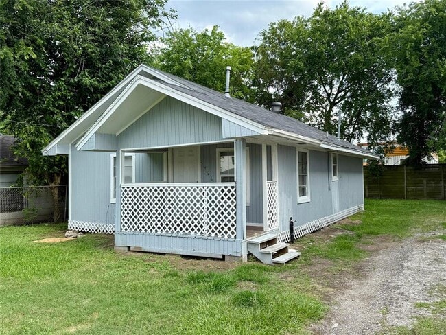Building Photo - 4426 Phlox St