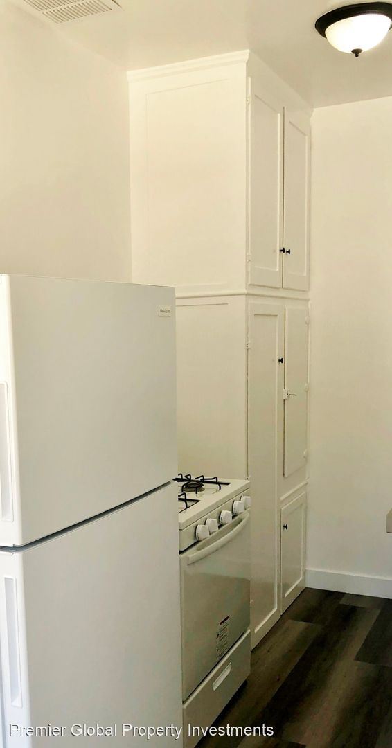 Building Photo - 2135 Fair Park Ave