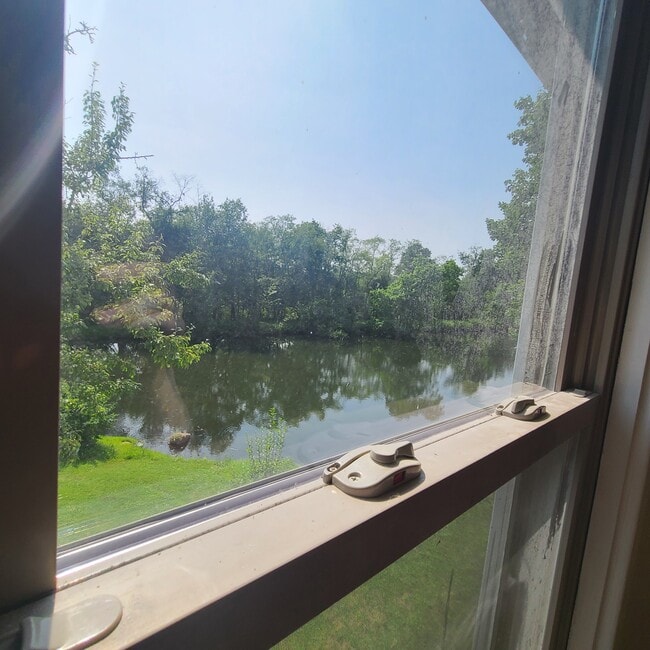 Building Photo - 1372 Mars-Evans City Rd