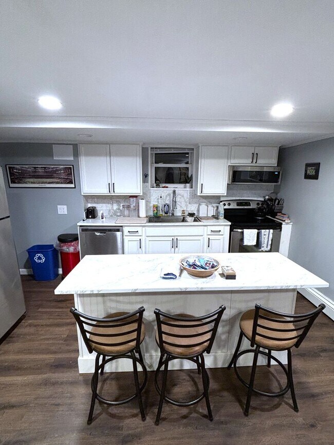Building Photo - ****North Providence/Fruit Hill – Single Family with In-Law Unit - $2,995****