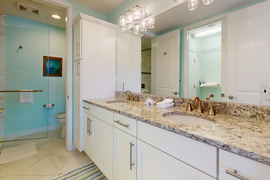 Building Photo - 396 Aruba Cir