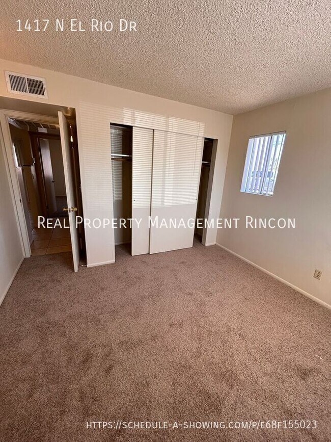 Building Photo - 1417 N El Rio Dr