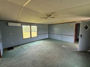 Building Photo - 43489 Claxton Cir