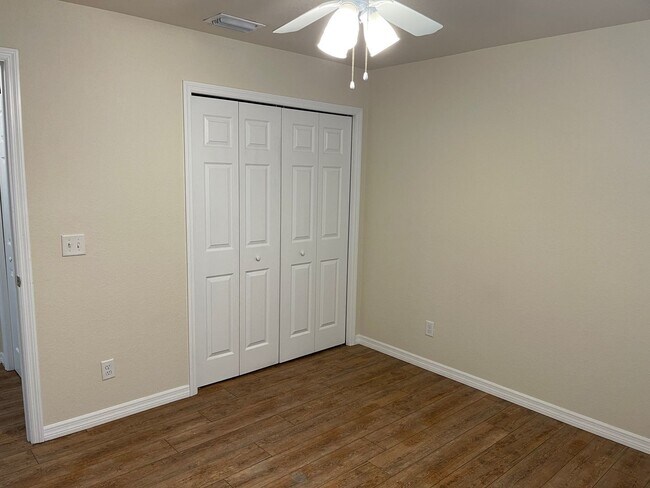 Building Photo - 8118 Juniper Rd