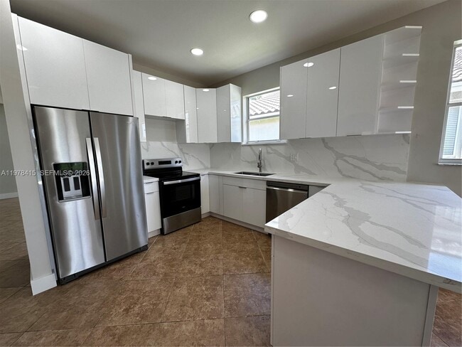 Building Photo - 2243 SW 134th Ave