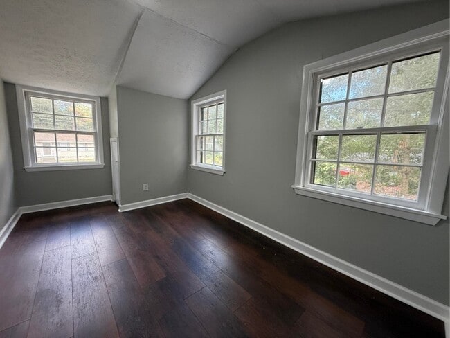 Building Photo - 355 Rankin Blvd