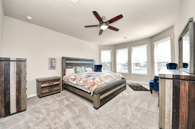 Building Photo - 29482 Westhope Dr