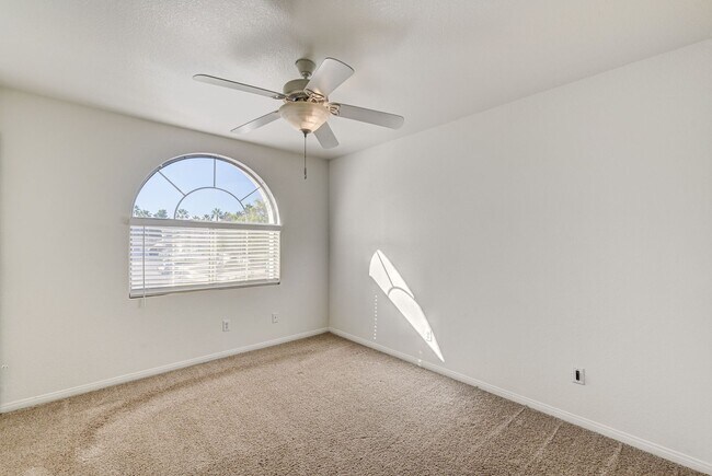 Building Photo - Tri-Level Home with Pool & Spa in Henderson, 89074