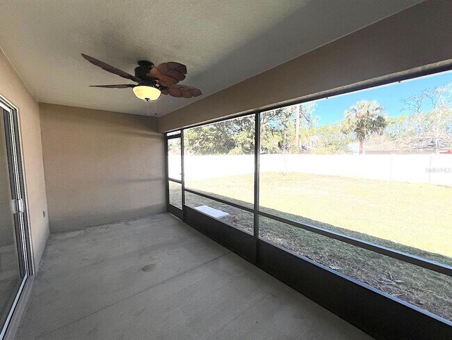 Building Photo - 9 Raemond Ln