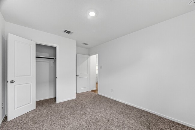 Building Photo - 3529 Longhorn Vly St