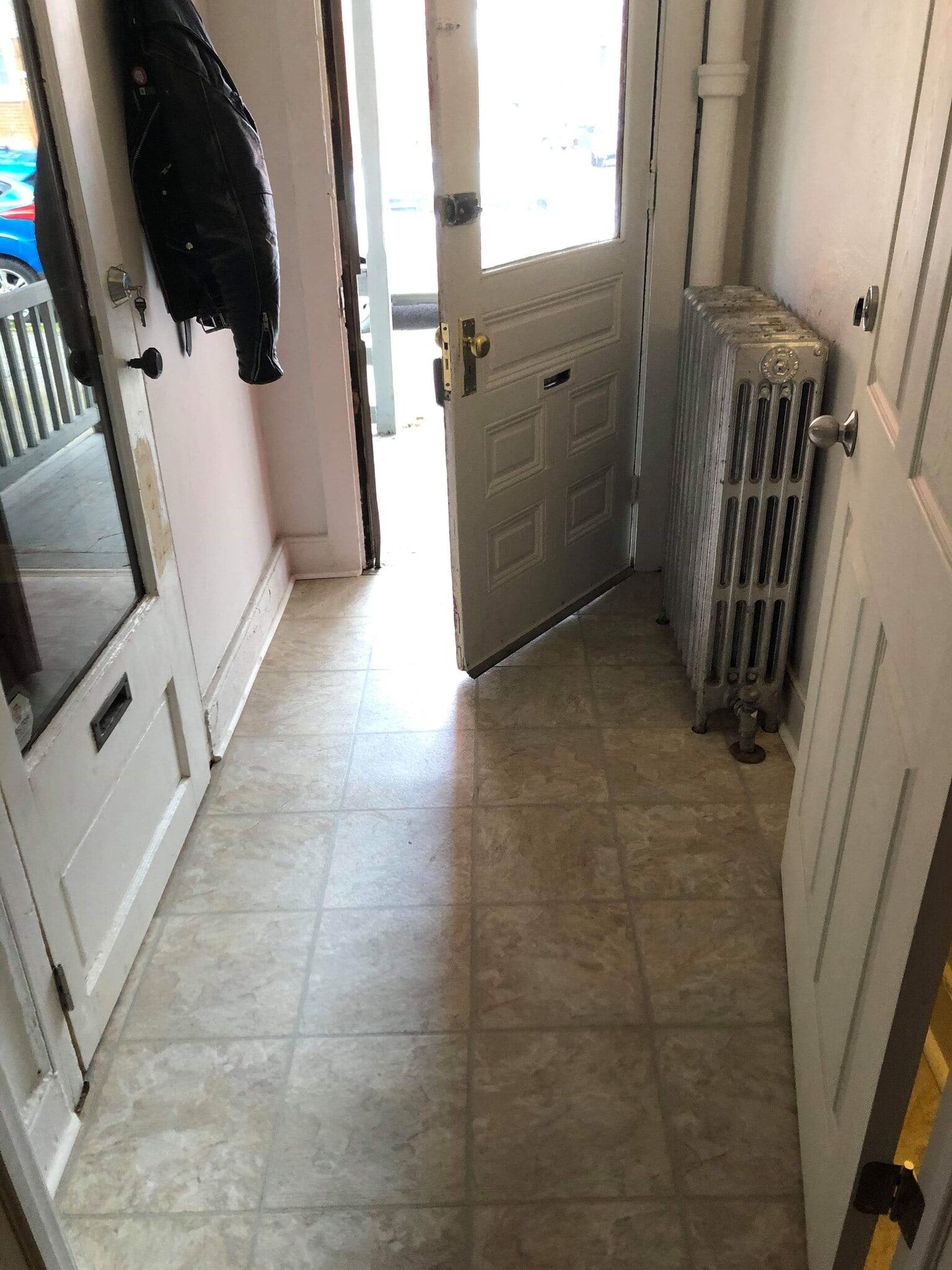 Foyer - 232 N Shippen St