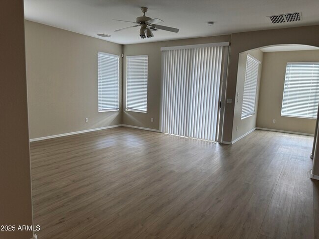 Building Photo - 2706 N 115th Dr