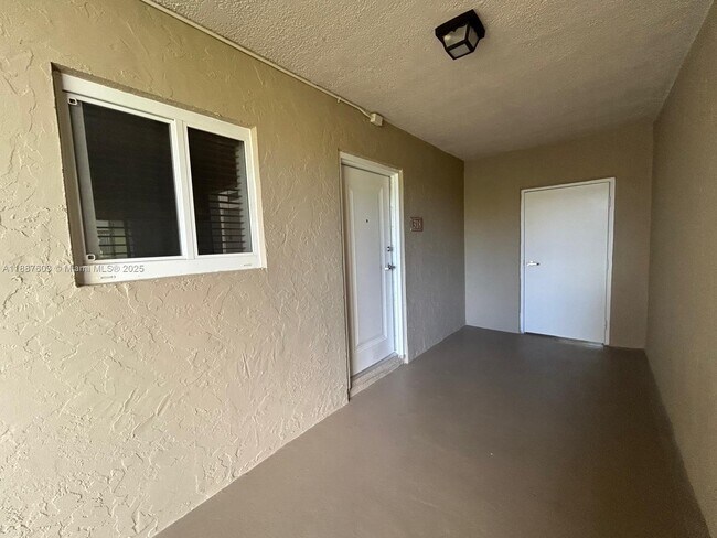 Building Photo - 7850 Camino Real