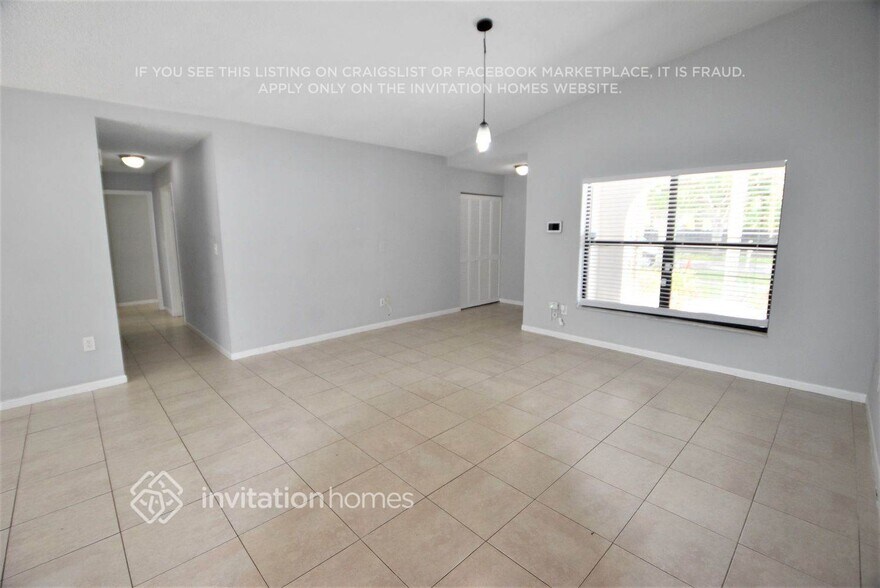 Building Photo - 11521 SW 52nd St