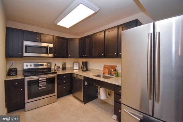 Building Photo - 1625 St Paul St