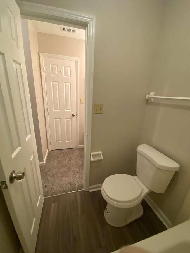 Building Photo - 3701 Bentley Dr