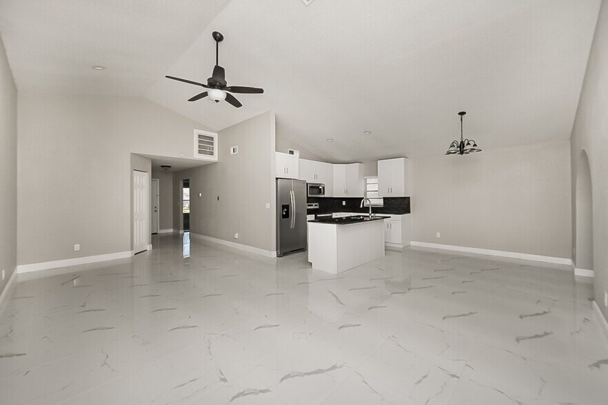 Building Photo - 1735 Tarah Trace Dr