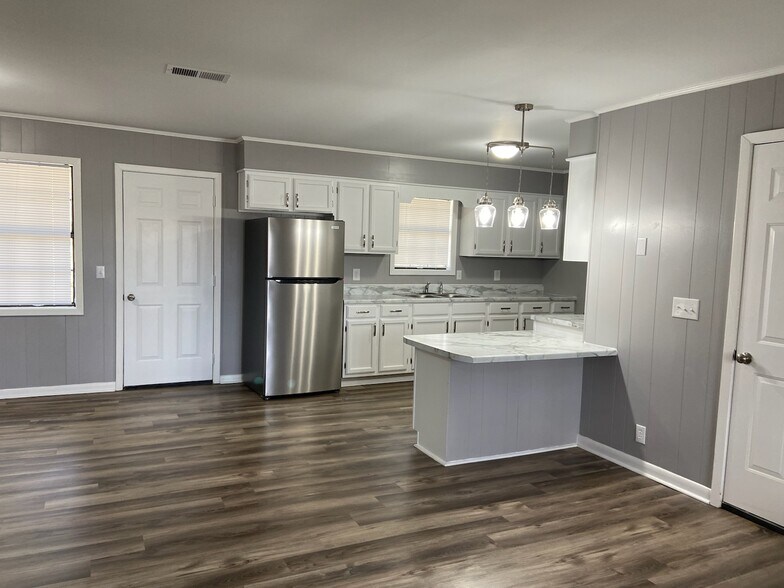 Kitchen 1 - 1256 Lee Stokes Rd