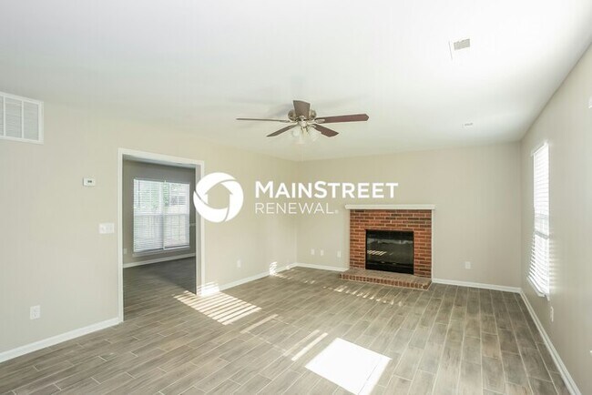 Building Photo - 3 Bedroom Pet-Friendly Home in CHARLOTTE, ...