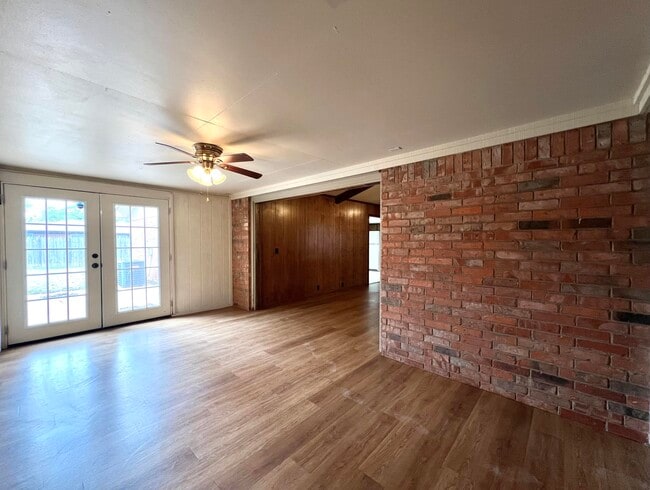 Building Photo - 5113 13th St