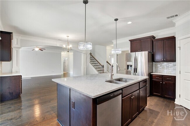 Building Photo - 289 Timberland Cir