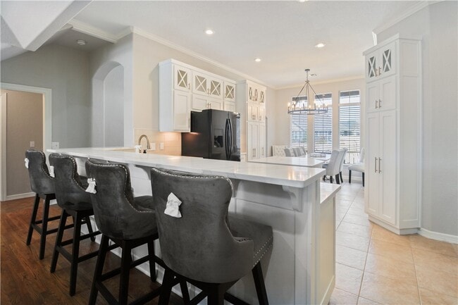 Building Photo - 4 NE Dawn Hills Dr