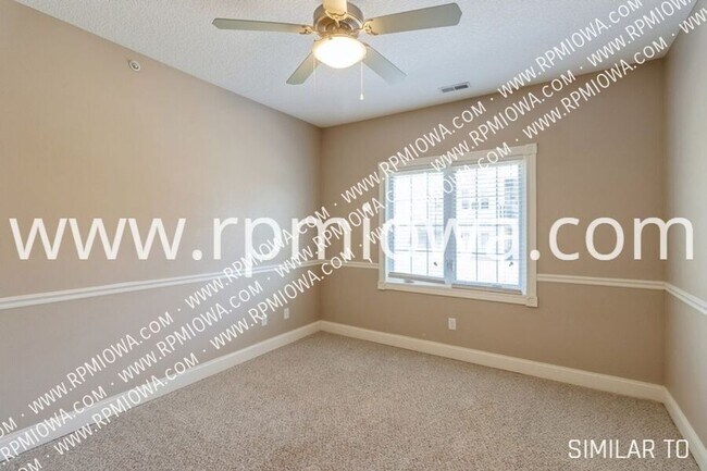 Building Photo - 3915 141st St.