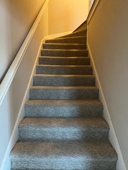 Building Photo - 1210 W Murdock St