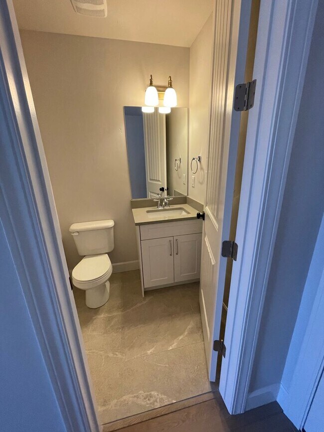 Building Photo - Italian Villages | 3-Bedroom Townhome