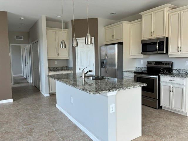 Building Photo - 4219 Frontier Ln
