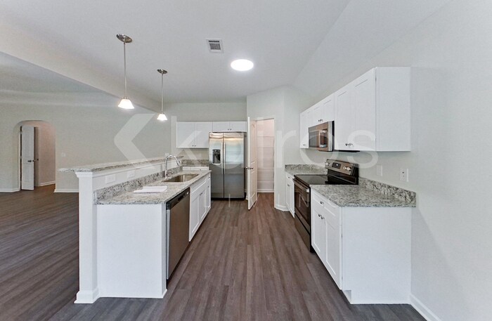 Building Photo - 755 Park Ln