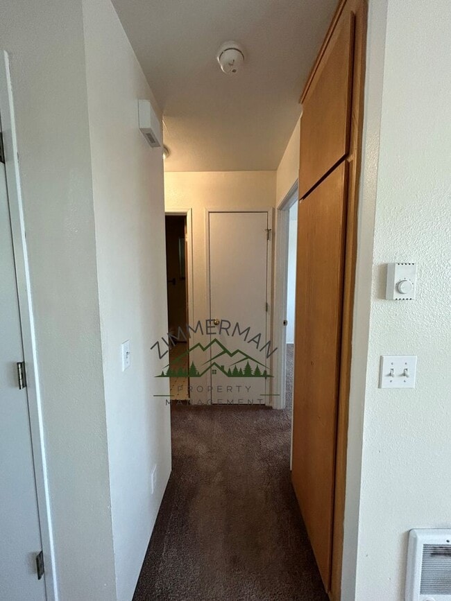 Building Photo - 2 Bedroom For Rent In Santa Clara