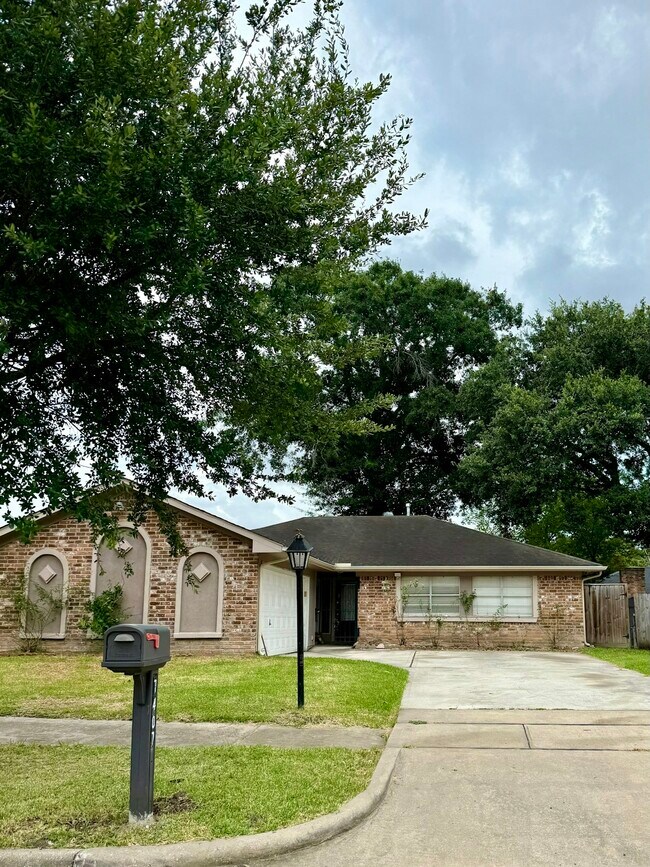 Building Photo - 7407 Riptide Dr