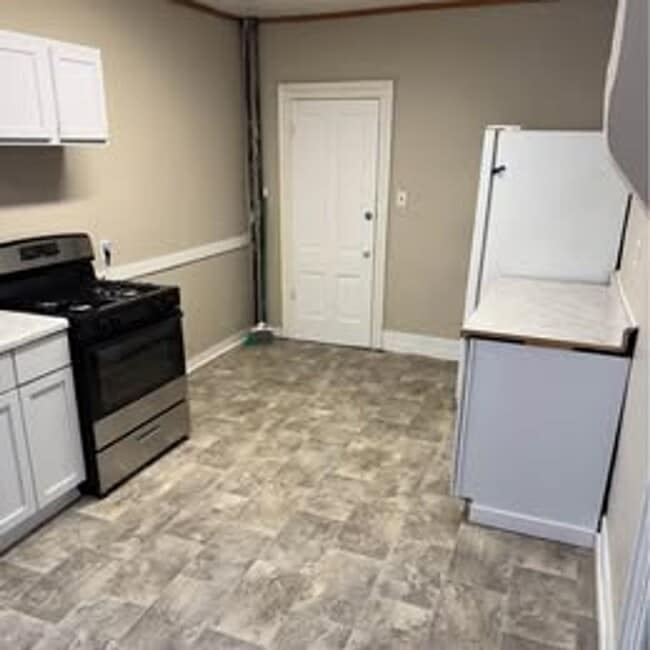 Building Photo - 535 7th St NW