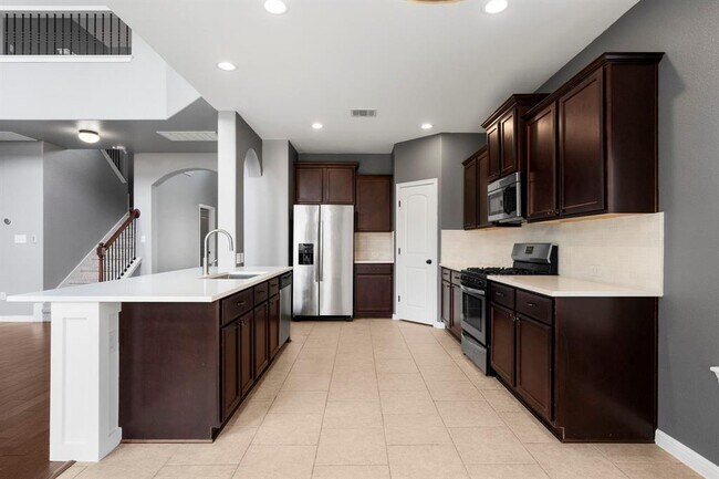 Building Photo - 8525 Reggio St