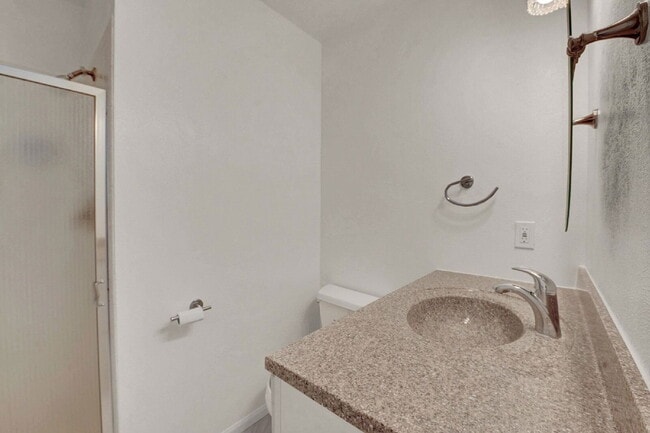 Building Photo - 8563 E Saratoga Pl