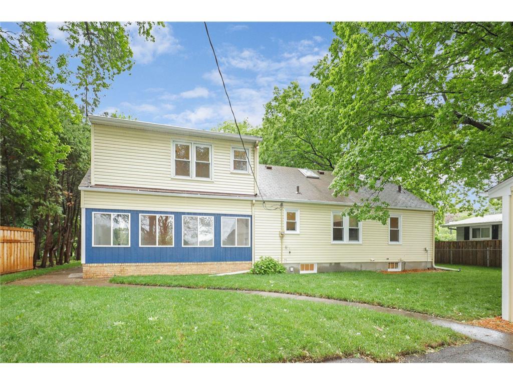 Building Photo - 5183 Independence St