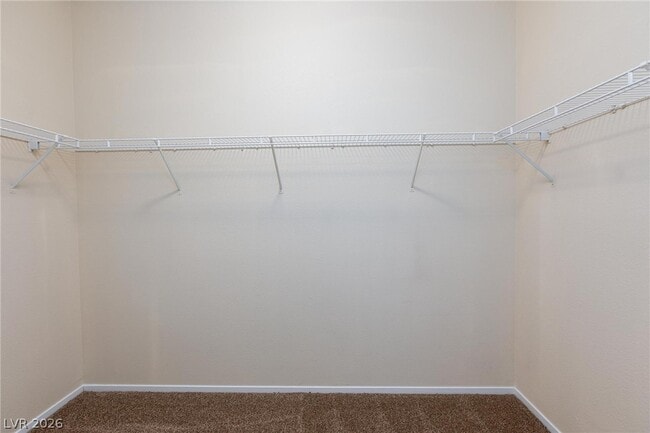 Building Photo - 2598 Highland Cliff Dr