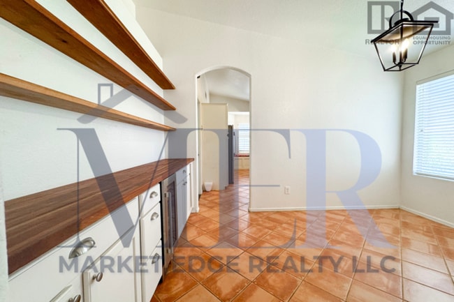 Building Photo - 3Bed/2Bath House at Arrowhead Lakes! $199 MOVE-IN SPECIAL! Ready for Immediate Move-In!