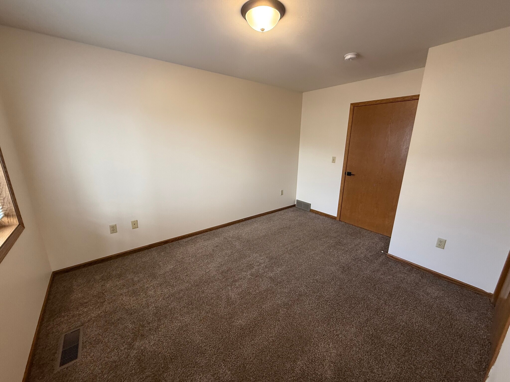 Building Photo - 1212 Glenn Pl