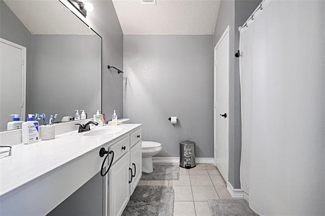 Building Photo - 903 Gillon Dr