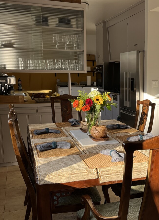 Building Photo - 1844 Heather Ln