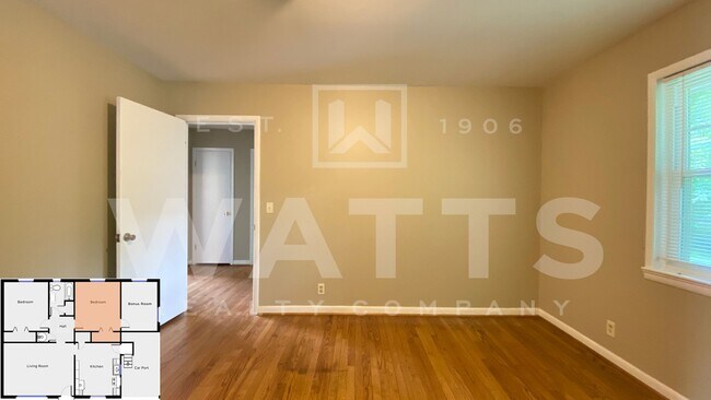 Building Photo - Silver Lake Duplex
