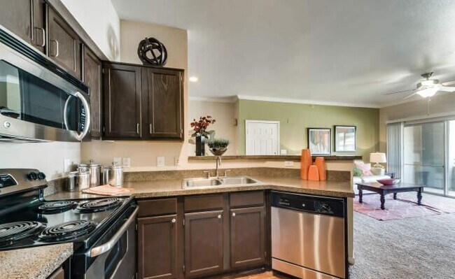 Building Photo - 2 bedroom in Grand Prairie TX 75050
