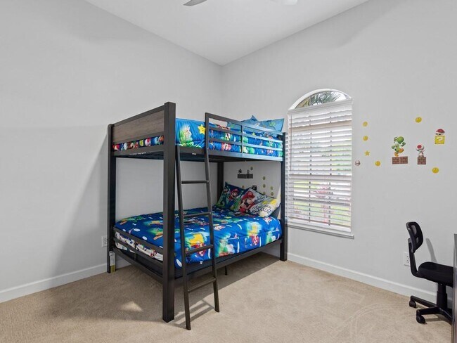 Building Photo - 6420 Parklane Ct