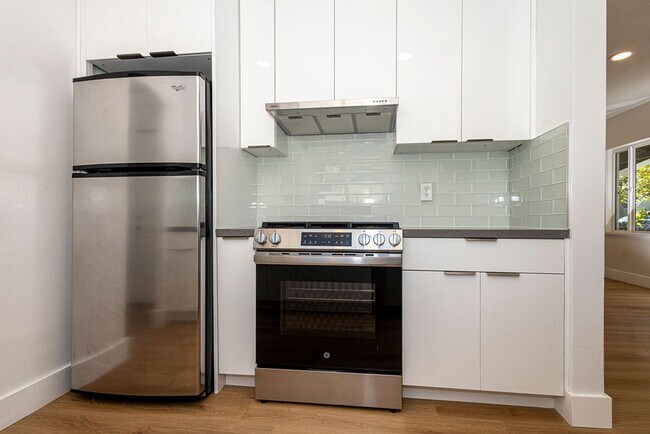 Building Photo - Keystone