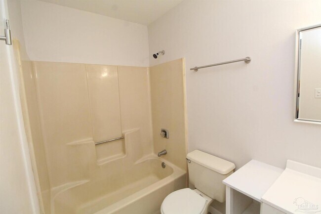 Building Photo - 1455 Acorn Ln